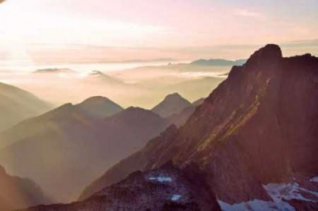 Glacier Peak II Canvas Art - Brian Kidd (20 x 28)