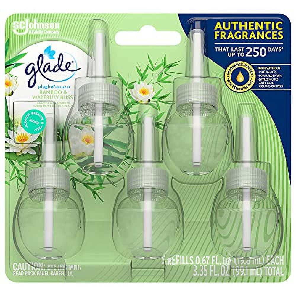 Glade Scented Oil 0.67-oz Twinkling Pine and Cedar Refill Air