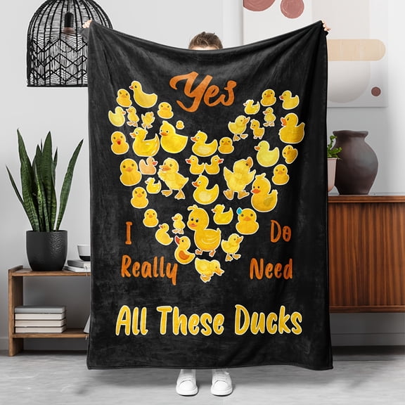 Glam Style Cartoon Duck Print Flannel Throw Blanket - Hypoallergenic, Tear-Resistant All-Season Cozy Soft Comfort for Couch, Bed, Office - Machine Washable, Digital Printing Polyester (1PC)