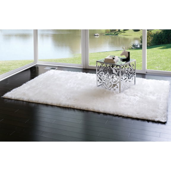 Glamour Home Aileen 96x58" Rectangular Fabric Area Rug in White
