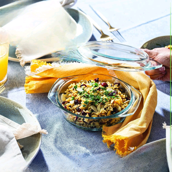 Glass Casserole Dish, Clear Glass Round Casserole Dish with Lid and Handles, 1 Quart Covered Bowl for Cooking, Baking, Serving, Microwave, Dishwasher, and Oven Safe Cookware