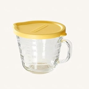 Glass Measuring Cup For Baking and Cooking,With dust cover, 500ml Wet and Dry Measuring Cup, Kitchen Essentials Tools,CustardYellow