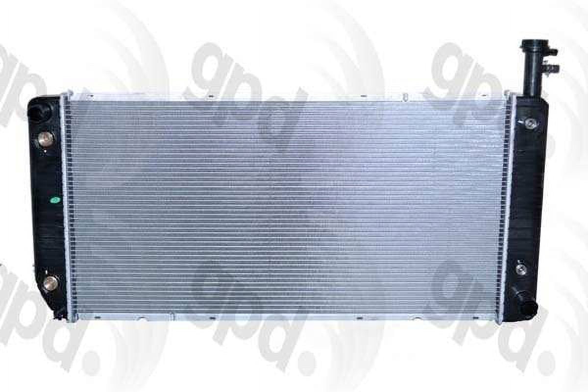 Global 2713C Radiator Fits select: 2004 CHEVROLET EXPRESS G3500, 2003-2004 CHEVROLET EXPRESS G2500