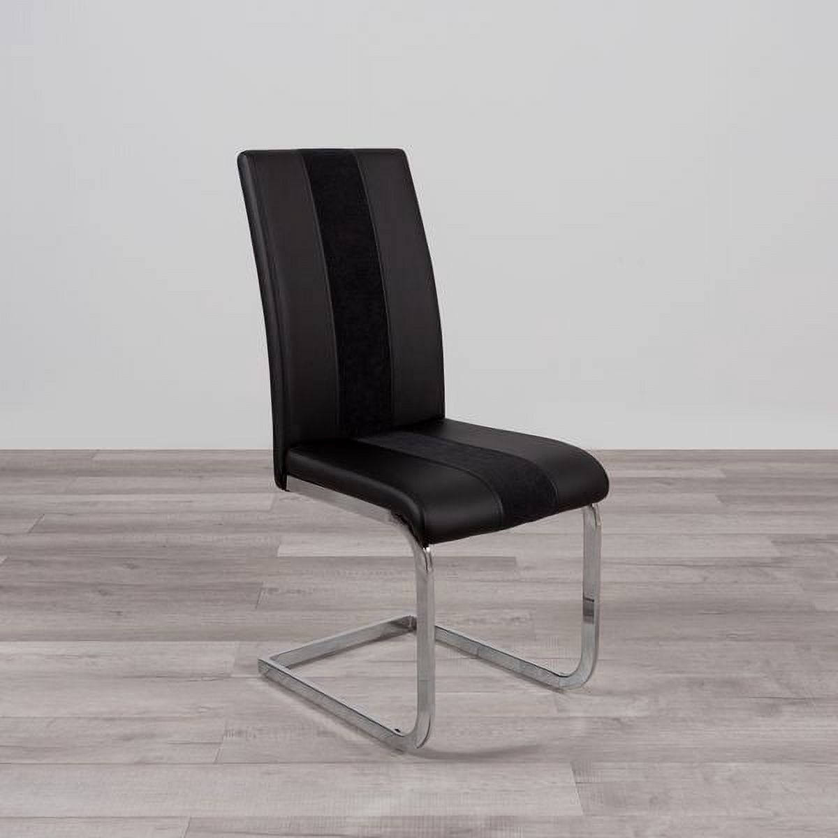 D915 2 BLACK DINING CHAIRS