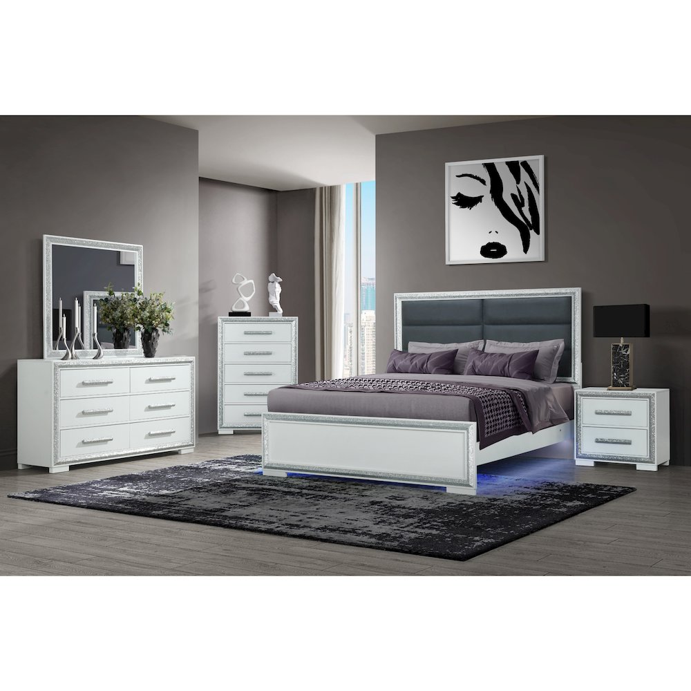 Global Furniture Contemporary Queen Bed With Led
