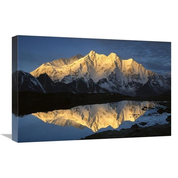 Global Gallery 16 x 24 in. Mt Makalu & Mt Chomolonzo Bathed in Dawn Light - Reflected in Small Lake - Khama Valley - Tibet Art Print - Colin Monteath