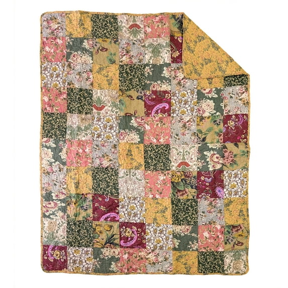 Global Trends Antique Chic Throw Blanket