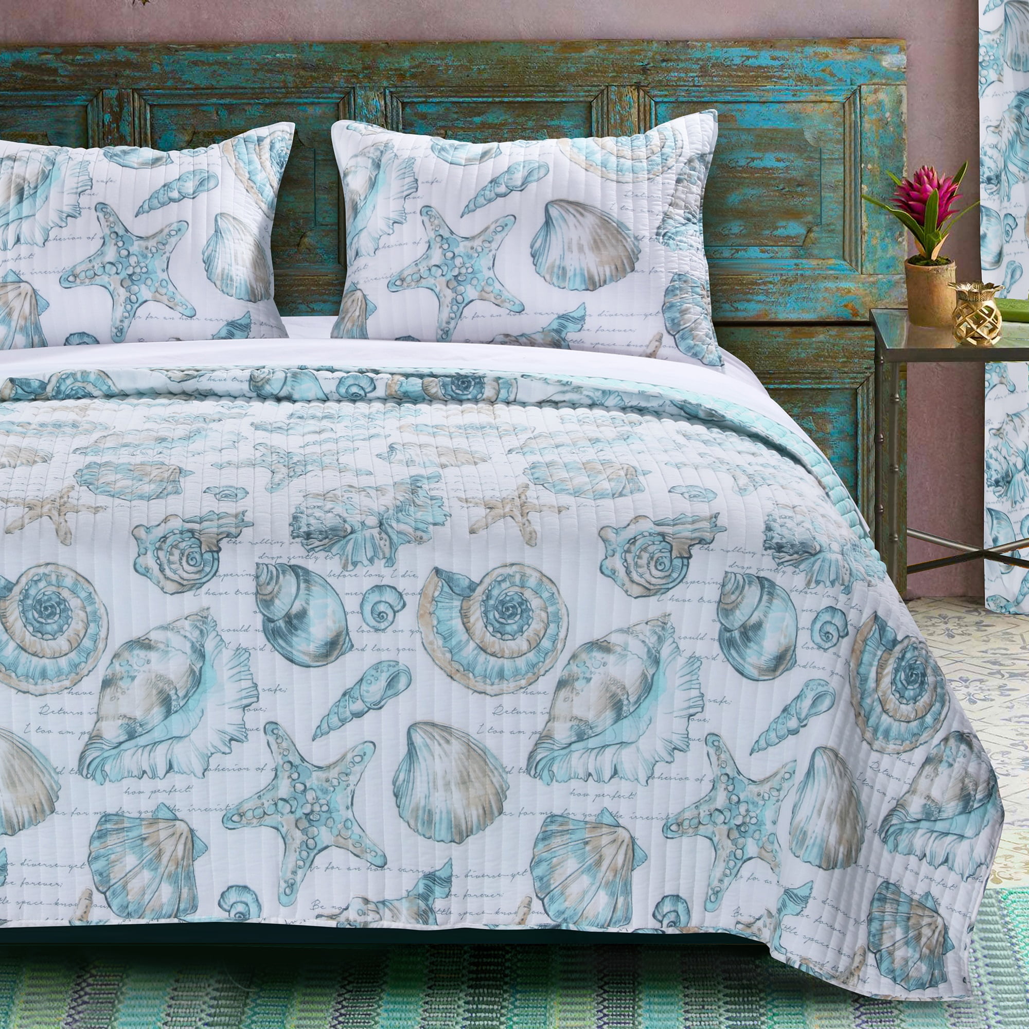 Global Trends Coastal Seashell Nautical Theme Reversible Quilt Set, 2-Piece Twin/Twin XL
