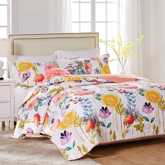 Global Trends Wildflower Dream Modern Floral 100% Cotton Reversible Quilt Set, White, 5-Piece Full/Queen