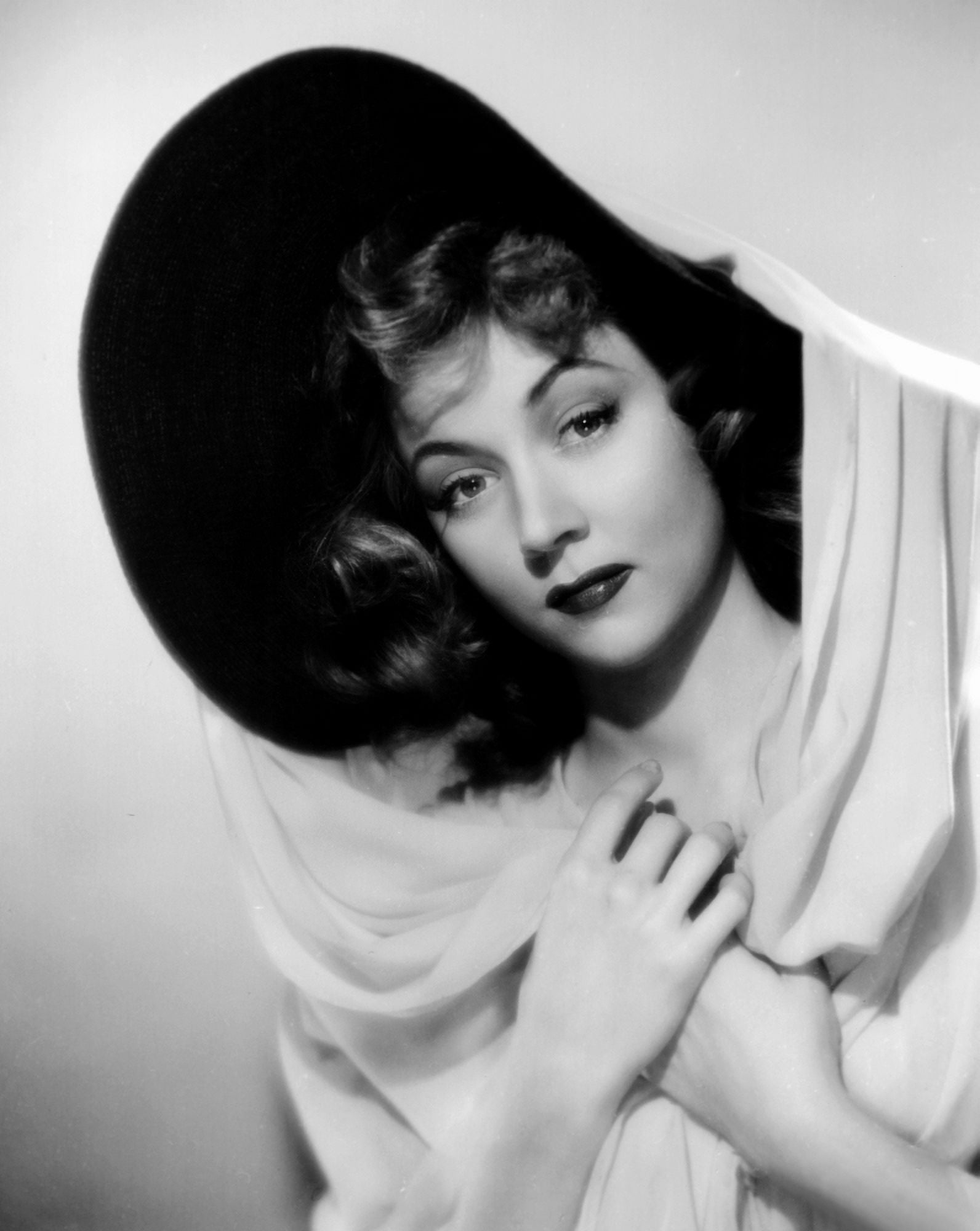 Gloria Grahame Canvas Art - (16 x 20)