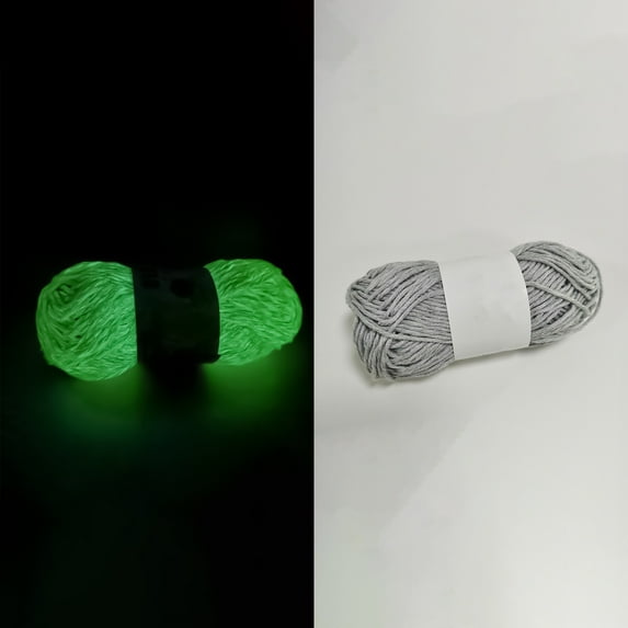 Glow in The Dark Yarn Big Twist Yarn Crochet Thread Glow Yarn for Knitting DIY Glow Yarn Glow Crafts Sewing Beginners Glow Yarn for Knitting Crocheting Gray