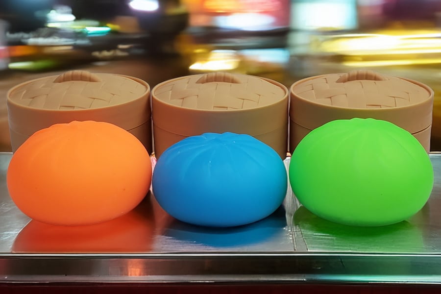 Glow in the Dark Dumpling Squishy Toy – Slow Rise Stress Relief Foam, Cute Food Squishy Fidget Toy for Kids & Adults
