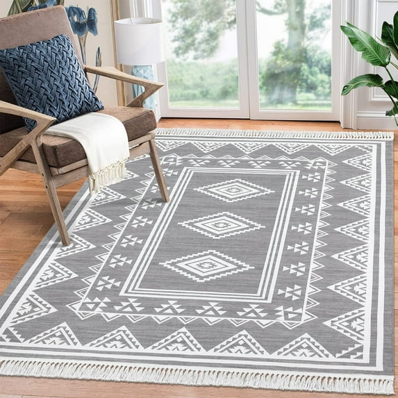 GlowSol 4'x6' Geometric Rug Tassel Boho Area Rug Non-Slip Low Pile Floor Cover Carpet, Gray