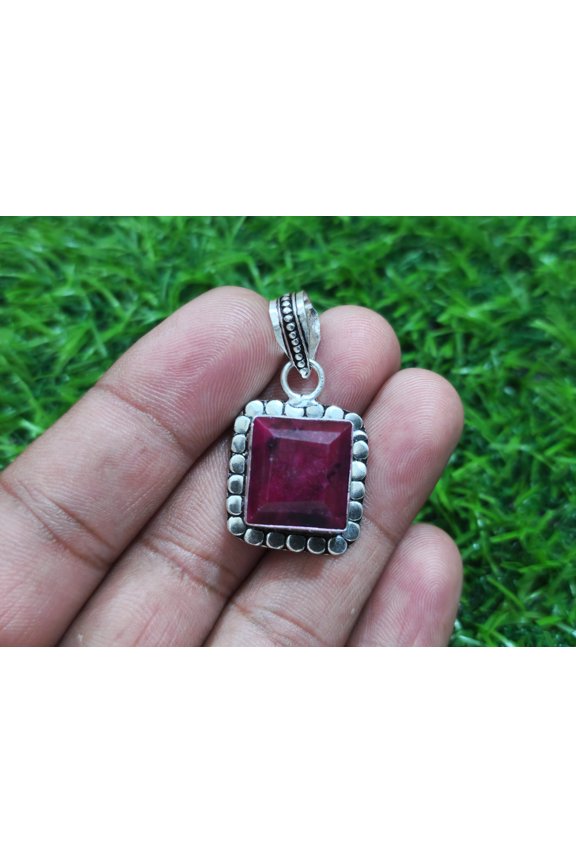 Glowing Madagascar Red Ruby Faceted Gemstone Handmade 925 Sterling Silver Pendant 17 mm