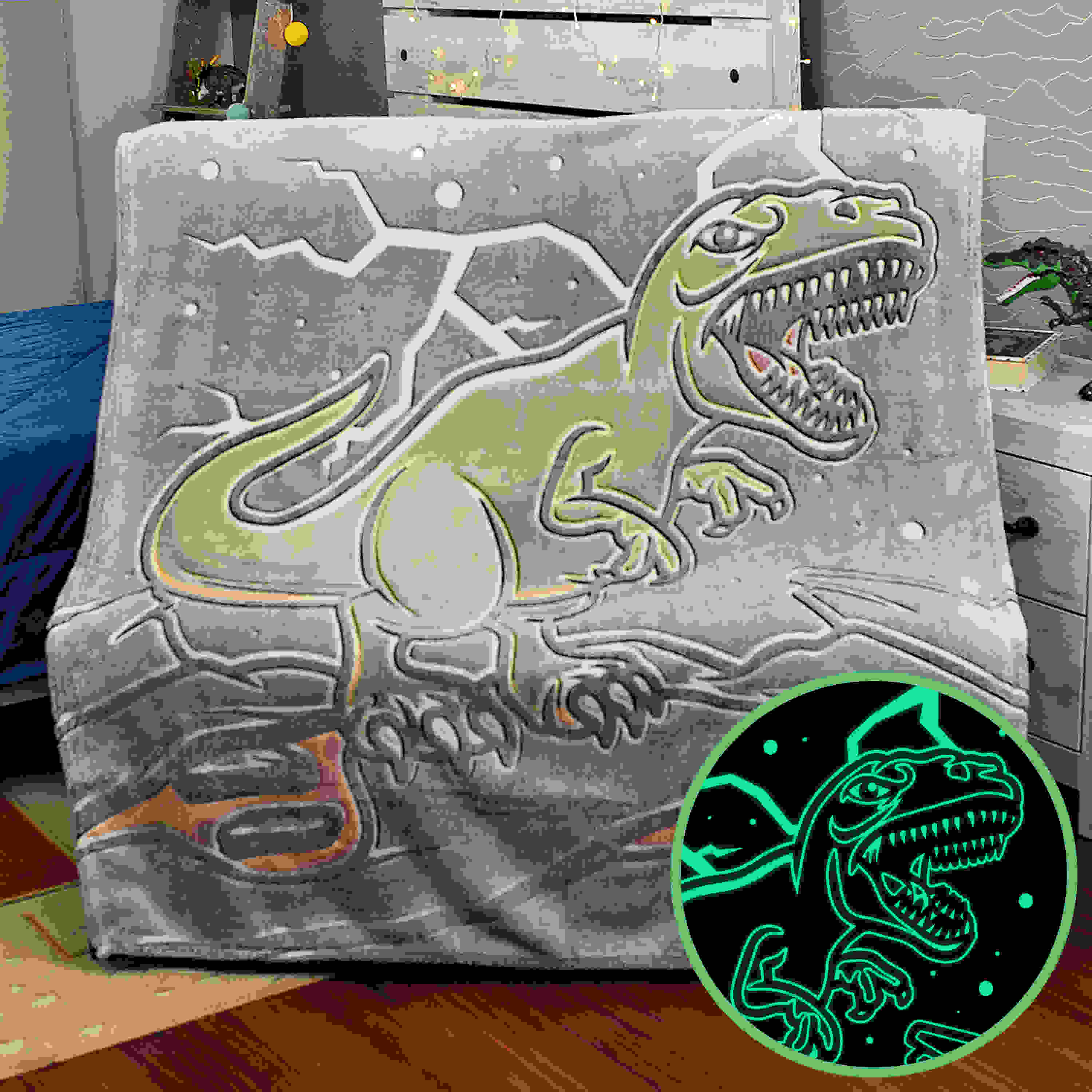 Vikakiooze Dinosaur Blanket for Boys Glowing Blanket, Glow In The Dark