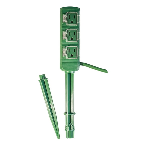 Go Green Power GG-36004 18 ft. 18/2 3-Outlet Outdoor Power Stake, Green