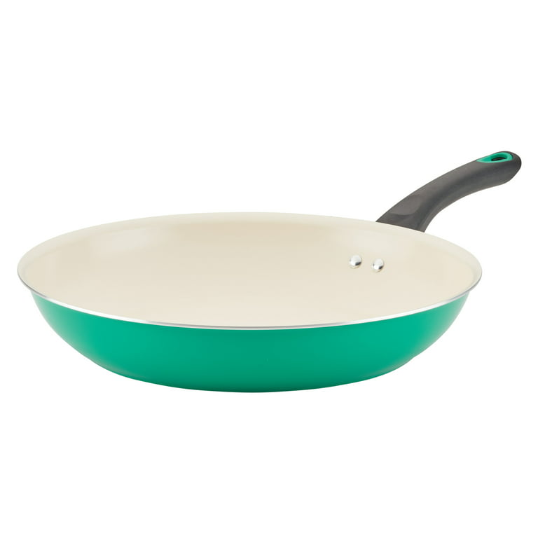 https://i5.walmartimages.com/seo/Go-Healthy-by-Farberware-12-5-inch-Nonstick-Frying-Pan-with-QuiltSmart-Technology-Green-White_7e0ff90a-f24a-4dbc-adad-4efaa86f9cac.28676fa00b0c65cc6f4878a5ba73825e.jpeg?odnHeight=768&odnWidth=768&odnBg=FFFFFF