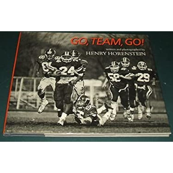 Pre-Owned Go, Team, Go! 9780027444209 Used