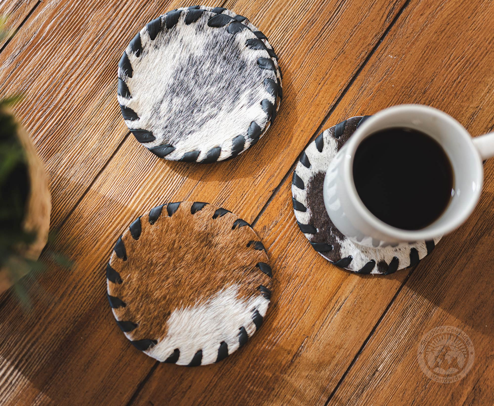 Sunshine Cowhides 敷物 毛皮 9301 日本製 Sunshine Cowhides