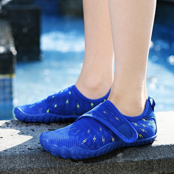 GobdXE Kids Boys Girls Hook and Loop Barefoot Water Shoes Non Anti Collision Soft Sole Aqua Beach Pool Outdoor Walking Shoes 9-9.5 Years,Blue
