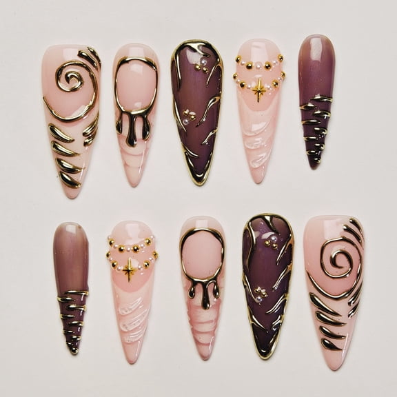 Gold Accented Hand-Painted Press-on Nails with Elegant Swirl Design