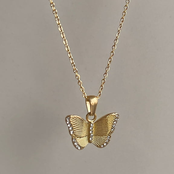 Gold Necklace for Women Dainty Butterfly Pendant Necklace 14K Gold Plated Animal Necklace Jewelry for Everyday Wear