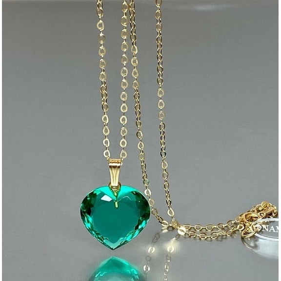 Khushi Gems Heart Shaped Green Emerald Necklace, 7 ct, Sterling Silver, 18 in Cable Chain