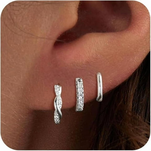 Gold/Silver Earrings for Women Dainty 14k Gold Plated Lightweight Huggie Hoop Earrings Set Trendy Gold/Silver Earring Small Hoop Earrings for Women Jewelry Gifts