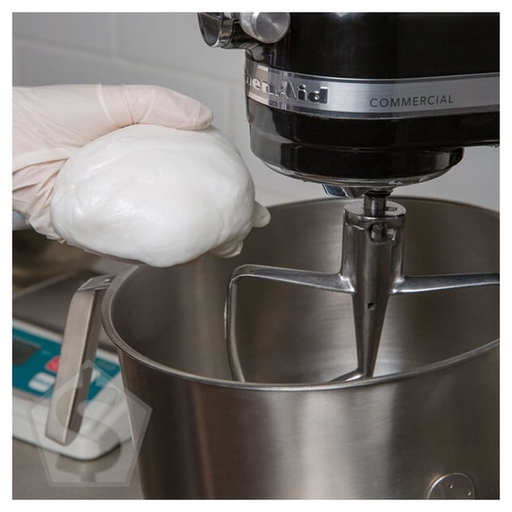 Golden Barrel 90/10 Creme Fondant - 50 lb.