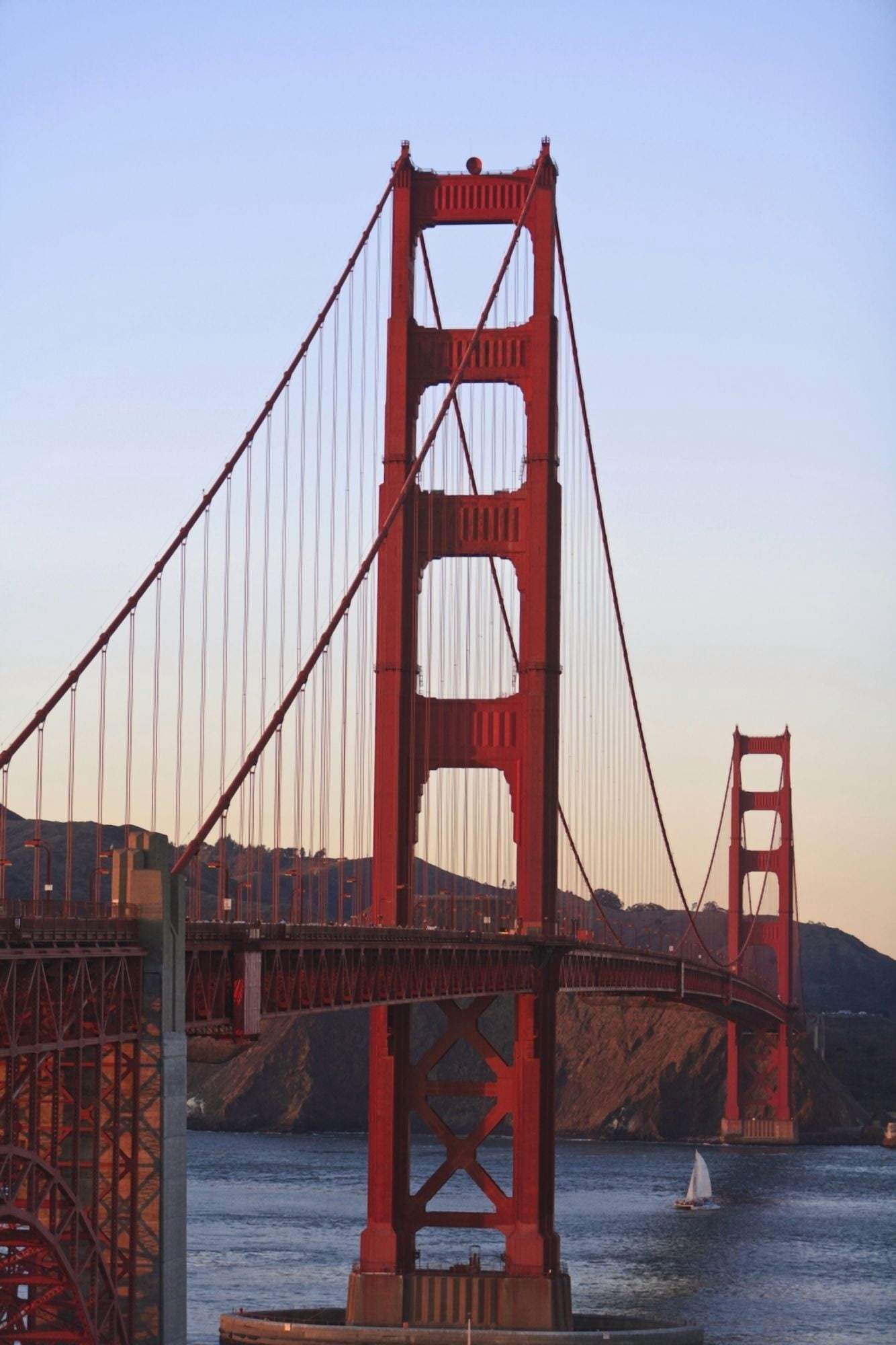 Golden Gate Bridge San Francisco California United States of America Canvas Art - Stuart Westmorland Design Pics (12 x 19)