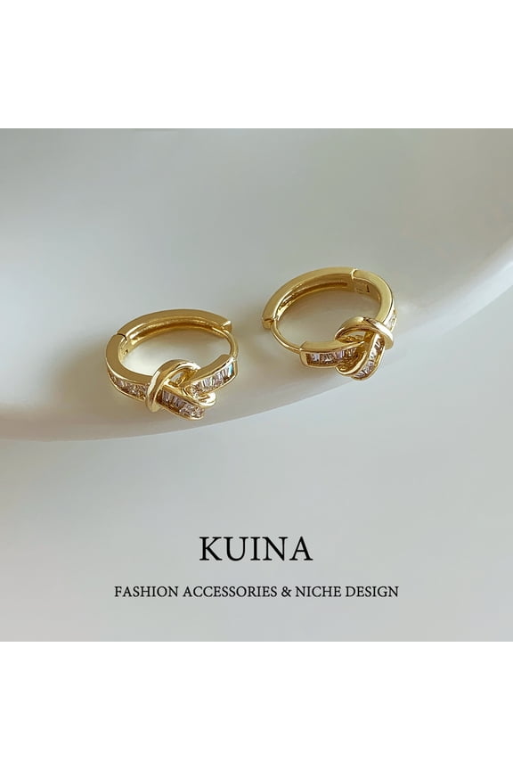 Golden knot earrings earrings ear buckle female new explosive models niche unique earrings light luxury senior sense of atmosphere ear jewelry