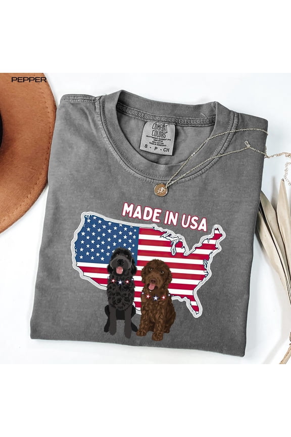 Goldendoodle T-Shirt: USA 250 Anniversary Doodle Mom Gift