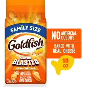 Goldfish Crackers, Flavor Blasted Xtra Cheddar Crackers, Family Size, 10 oz Bag