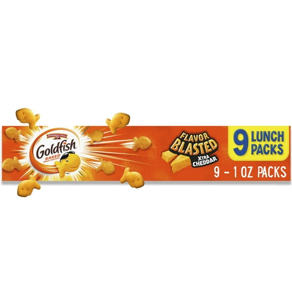 Goldfish Flavor Blasted Xtra Cheddar Cheese Crackers, Baked Snack Crackers, 0.9 oz on-The-Go Snack Packs, 9 Count Tray
