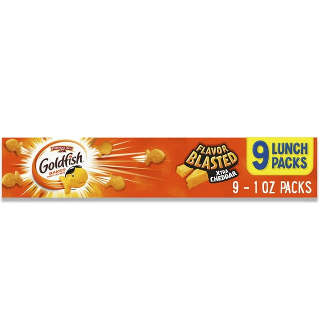 Goldfish Flavor Blasted Xtra Cheddar Cheese Crackers, Baked Snack Crackers, 0.9 oz on-The-Go Snack Packs, 9 Count Tray