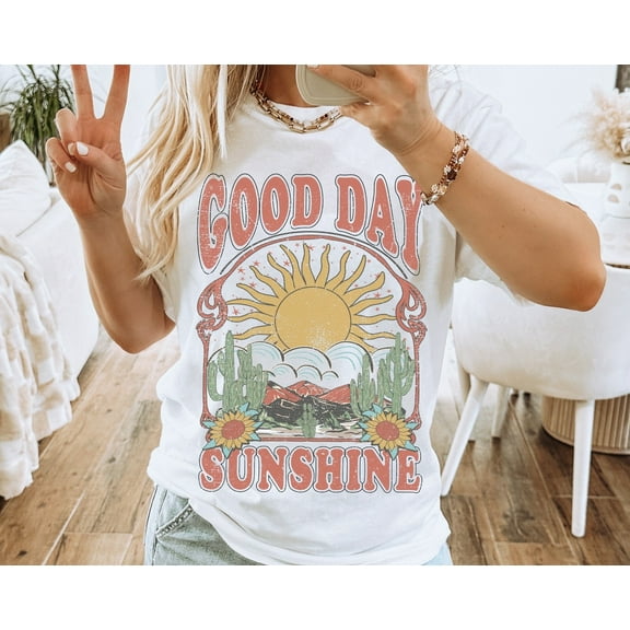 Good Day Sunshine Tee, Tee, Sun Graphic Tee, Sun T Shirt, Boho Tee, Retro 70s Style Shirt, Hippie Shirts