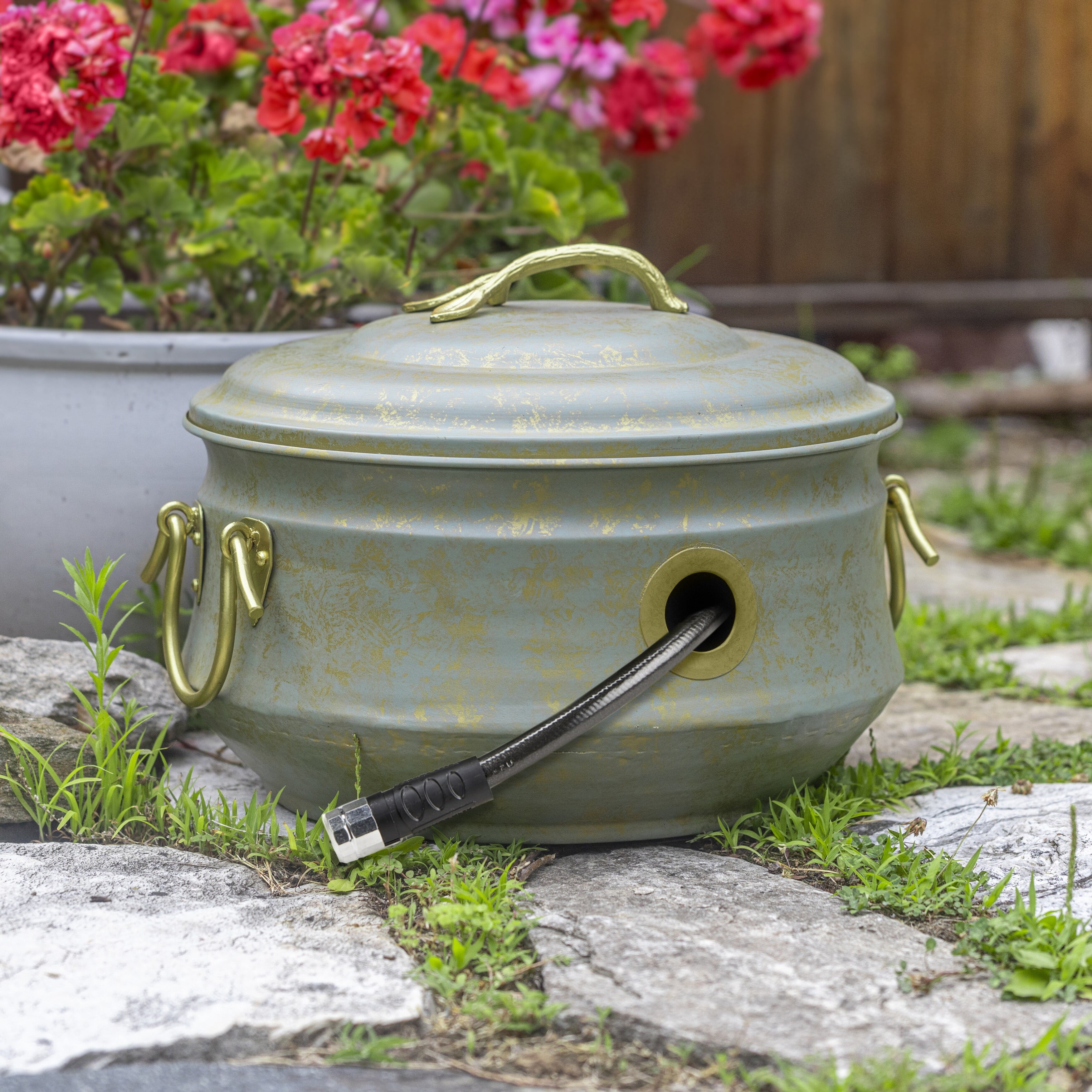 Copper Finish 19" Steel Garden Hose Pot with Lid
