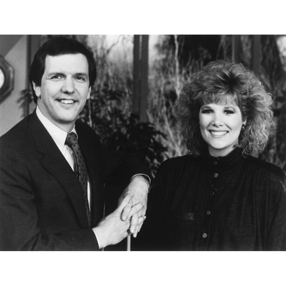 Good Morning America From Left: Charles Gibson Joan Lunden 1975- ���Abc/Courtesy Everett Collection Poster Print (16 x 20)