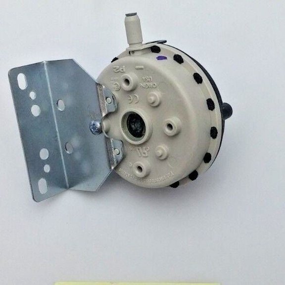 Goodman Janitrol Amana Furnace Vent Air Pressure Switch 11112501 -0.33" WC