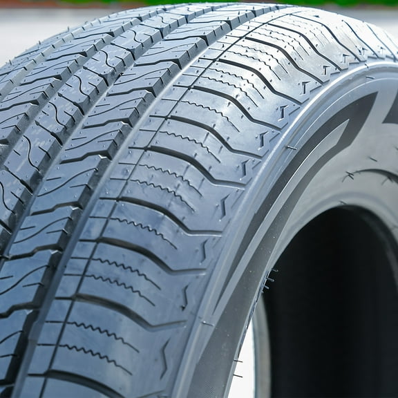 Goodride SU320 225/65R18 103H Light Truck & SUV Tire