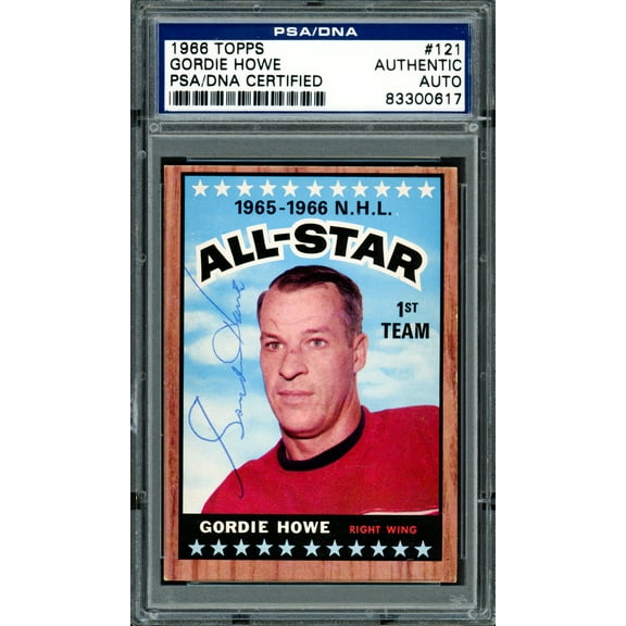 Gordie Howe Autographed 1966-67 Topps Card #121 Detroit Red Wings PSA/DNA #83300617
