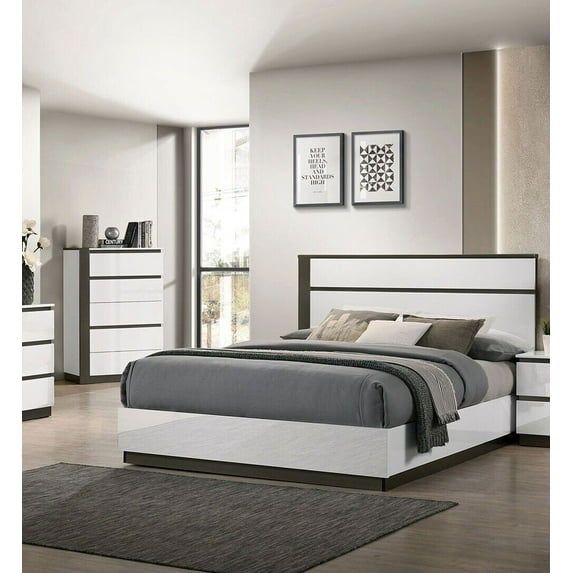 Gorgeous Two-tone Design White / Metallic Gray 1pc Eastern King Size Bed Bedroom Furniture