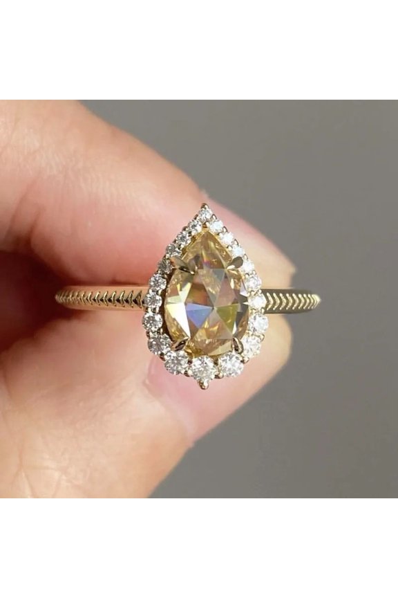 Gorgeous Women Rings Gold Color Waterdrop Yellow Stone Rings Classic Design Wedding Party Accessories Gift