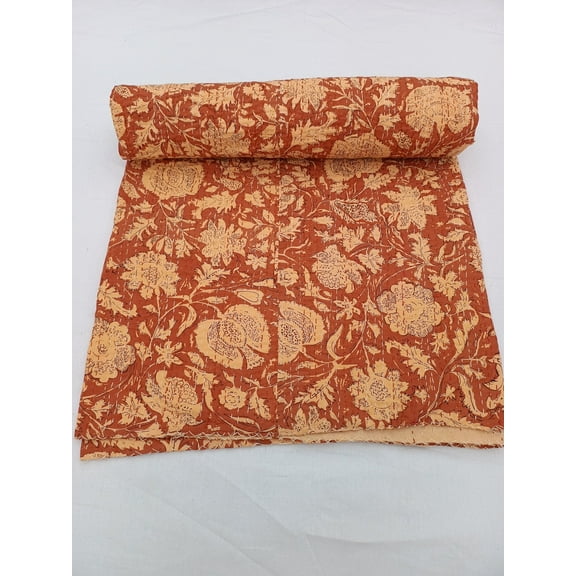 Gorgeous quilt that has the perfect vintage look! Unique Design Kantha Quilt Natural vegetable dyes colour