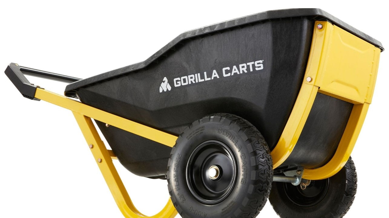 Gorilla Carts GCR-7X Evolution Poly & Steel Yard Cart- 7 cu.ft. 600 lb. capacity