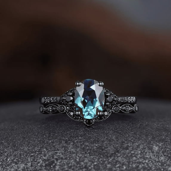 Gothic Alexandrite Engagement Ring Set in 14K Black Gold Vermeil- Black Onyx Gemstone Promise Ring- Anniversary Ring Set for Woman