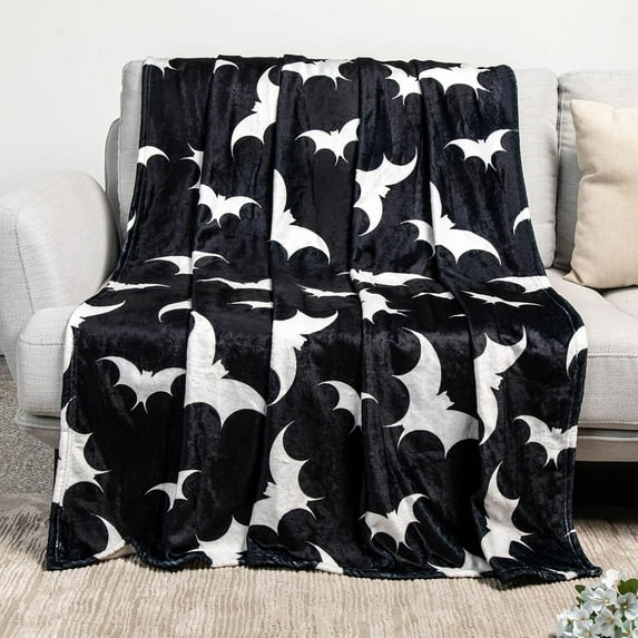 Gothic Bat Pattern Throw Blanket - Halloween Themed Horror Blanket, Christmas bat Blanket,Soft Flannel for Couch, Bed, Perfect Goth Decor (60" x 50"),Christmas Warm-Up Gifts.
