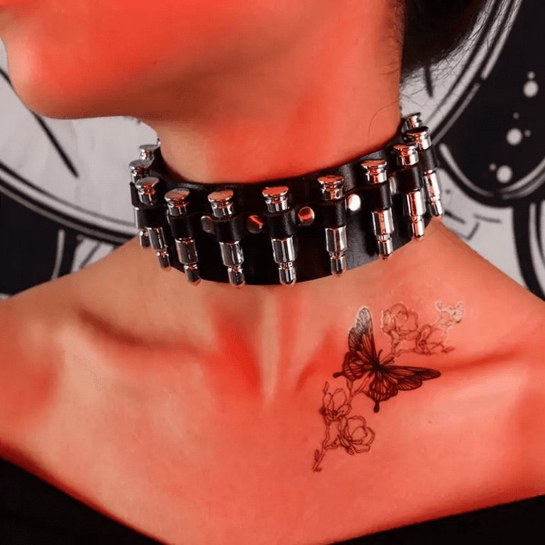 Gothic Emo Punk Silver Bullet Choker – Adjustable Black Leather