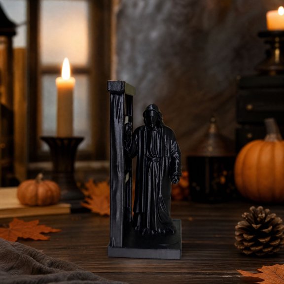Gothic Knocking Door Figurine, Dark Resin Ornament with Mysterious Robe and Door Frame Details, Compact Desk Shelf Tabletop Decor for Gothic Style Lovers