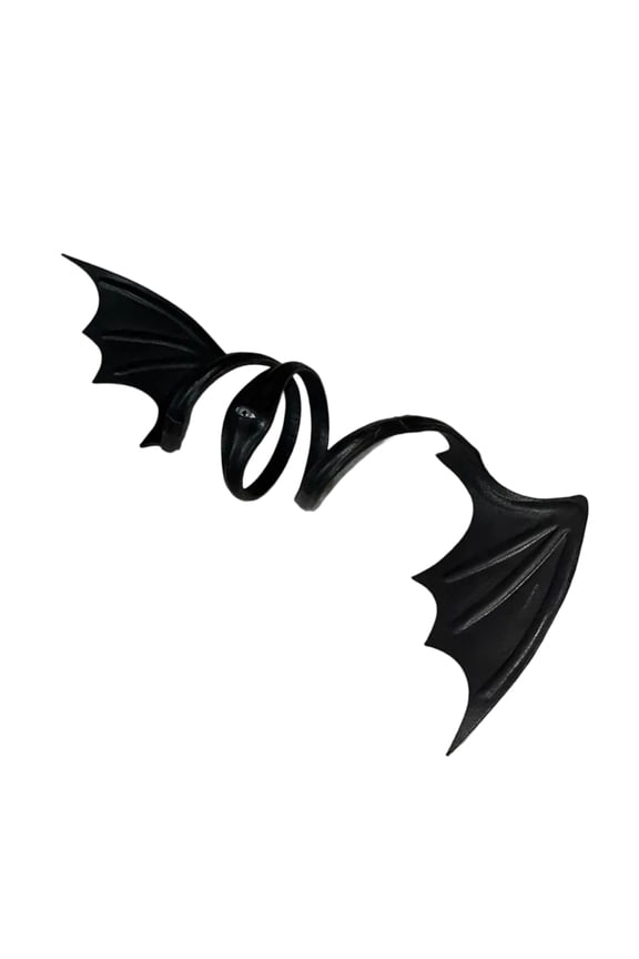 Gothic Punk Chokers Bat Wing Necklace for Women with Adjustable Chain Length Sturdy PU Leather Materials Designs